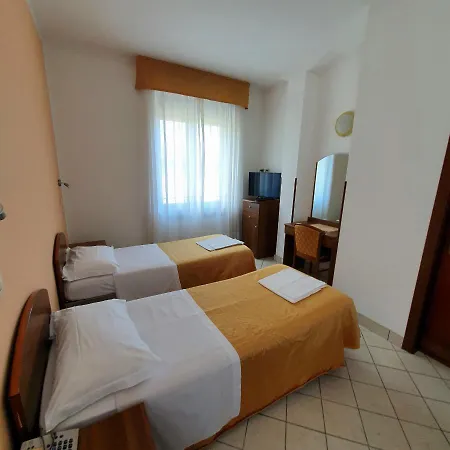 Perla Massa Lombarda