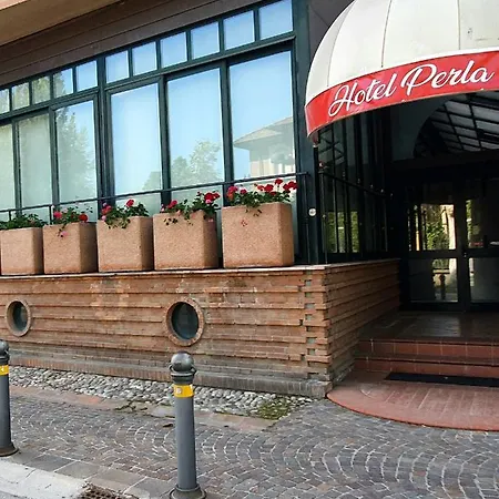 Szálloda Perla Massa Lombarda