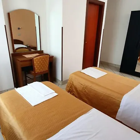 Perla 3*