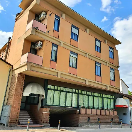 Hotel Perla 3*