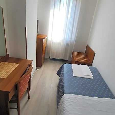 Perla Hotel 3*