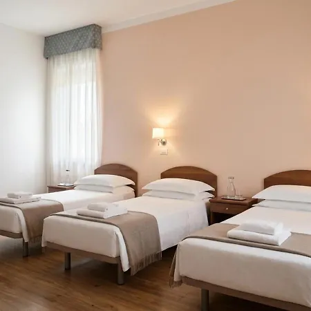 Hotel Perla 3*