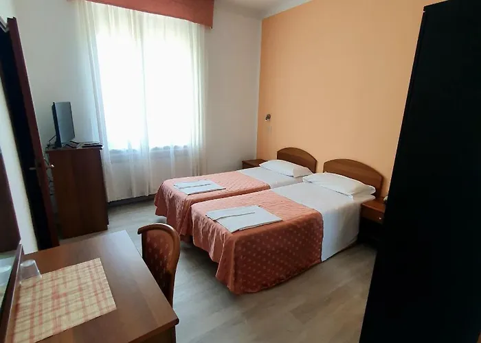 Hotel Perla Massa Lombarda