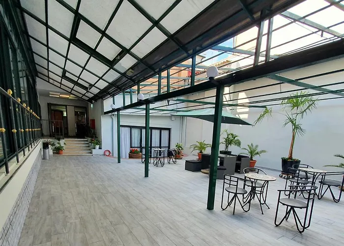 Otel Perla 3*